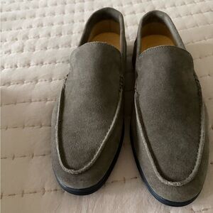 Elegant Light  Brown Suede Loafers for Men brand new unused